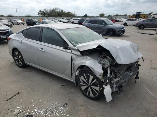 1N4BL4DV3NN358500 2022 2022 Nissan Altima- SV 4