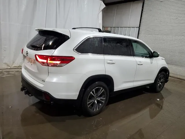 5TDBZRFHXKS700494 2019 2019 Toyota Highlander- LE 3