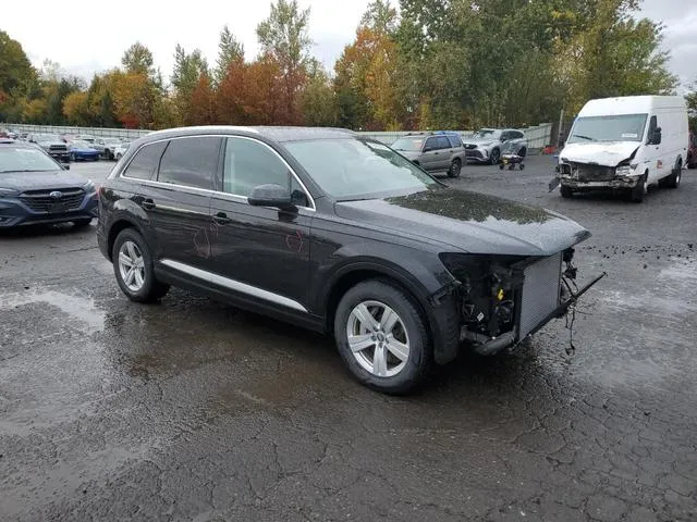 WA1LHAF76JD041897 2018 2018 Audi Q7- Premium Plus 4