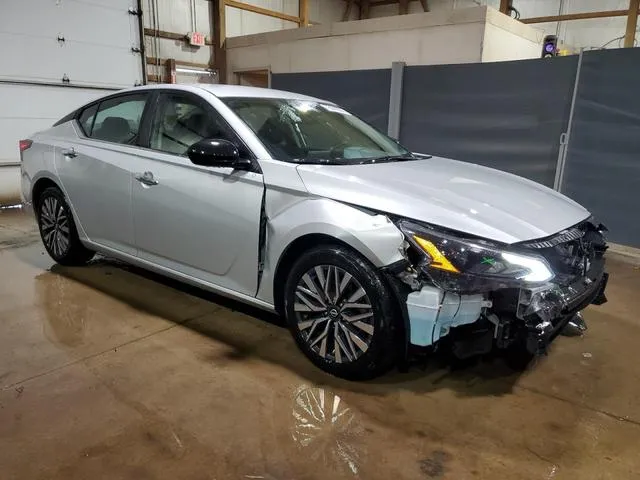 1N4BL4DV1RN340681 2024 2024 Nissan Altima- SV 4