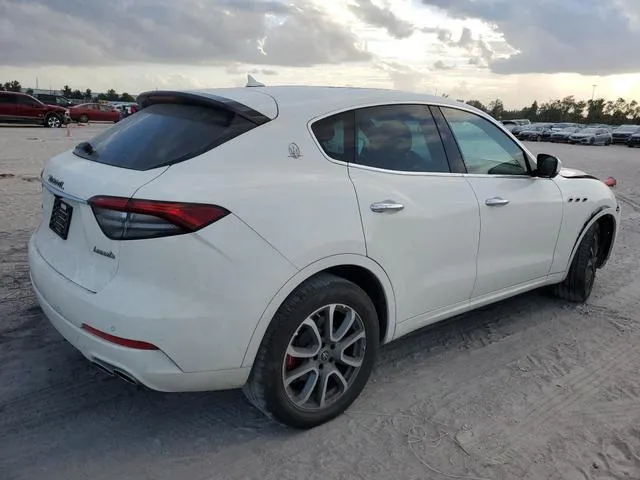 ZN661XUA5MX357768 2021 2021 Maserati Levante 3