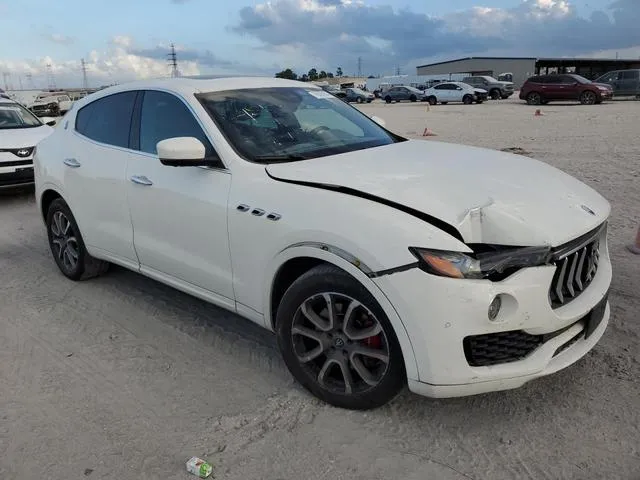 ZN661XUA5MX357768 2021 2021 Maserati Levante 4