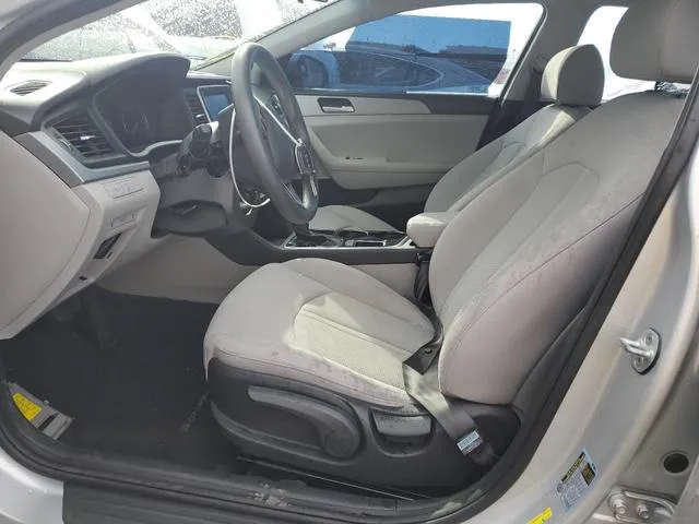 5NPE24AF2KH805594 2019 2019 Hyundai Sonata- SE 7