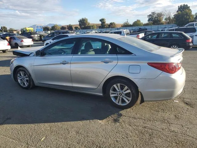 5NPEB4ACXDH687013 2013 2013 Hyundai Sonata- Gls 2