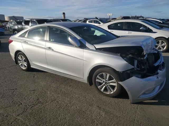 5NPEB4ACXDH687013 2013 2013 Hyundai Sonata- Gls 4