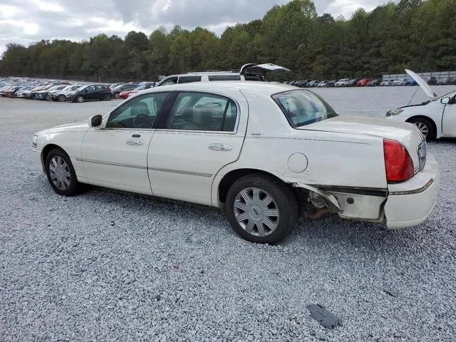 1LNHM83W34Y688374 2004 2004 Lincoln Town Car- Ultimate 2