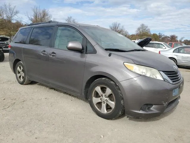 5TDKK3DC3CS277073 2012 2012 Toyota Sienna- LE 4