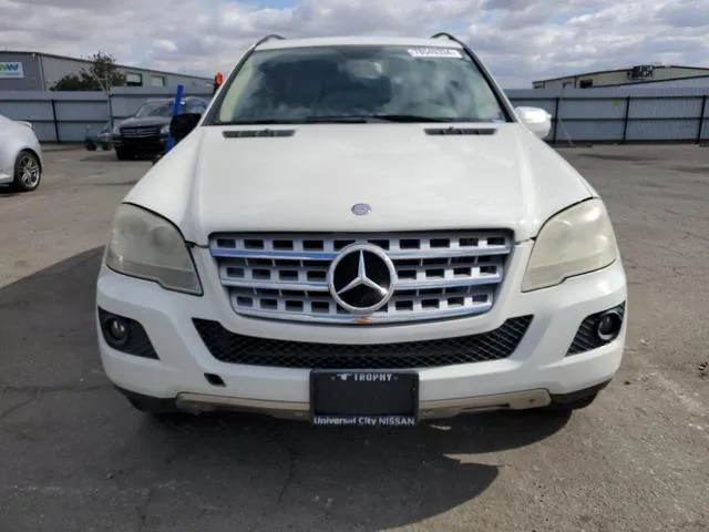 4JGBB56E89A507427 2009 2009 Mercedes-Benz ML-Class- 350 5