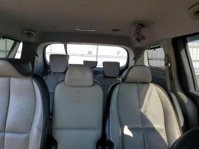 KNDMB5C16H6244208 2017 2017 KIA Sedona- LX 10