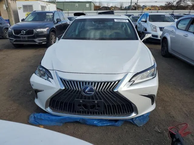 58AEA1C13MU010358 2021 2021 Lexus ES- 300H Luxury 5