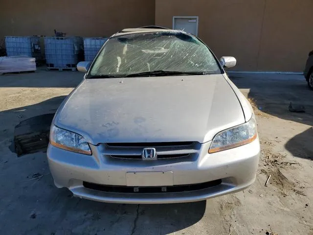 1HGCG6670WA011729 1998 1998 Honda Accord- EX 5