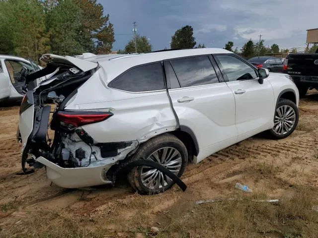 5TDFZRAH1MS046111 2021 2021 Toyota Highlander- Platinum 3