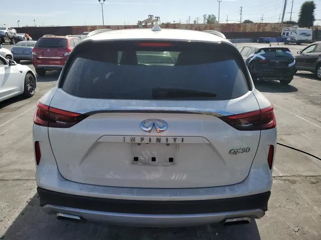 3PCAJ5M19KF129005 2019 2019 Infiniti QX50- Essential 6