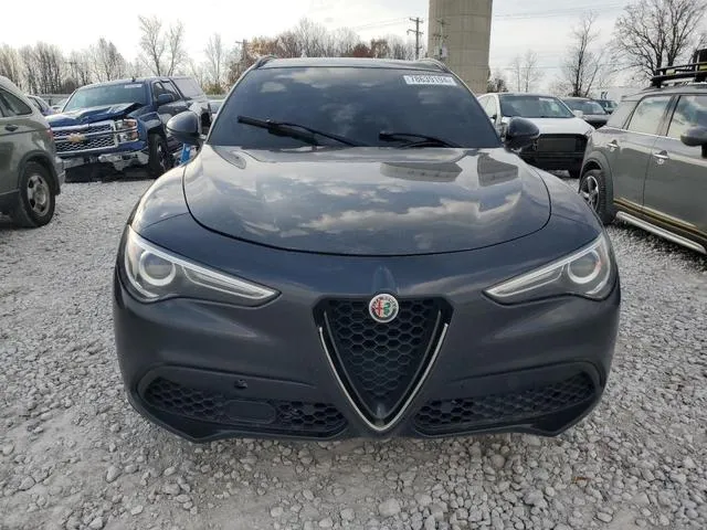 ZASFAKNN1J7C16706 2018 2018 Alfa Romeo Stelvio- Ti Sport 5