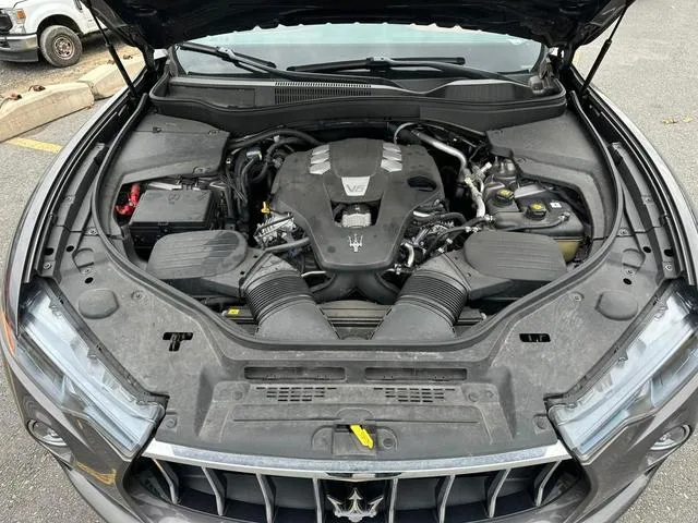 ZN661XUA4LX352737 2020 2020 Maserati Levante 6