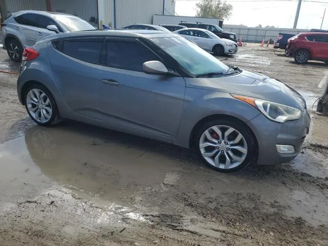 KMHTC6AD5CU030077 2012 2012 Hyundai Veloster 4