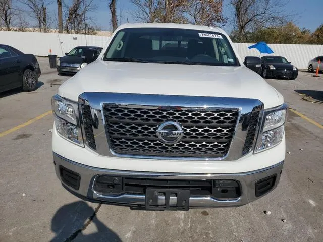 1N6AA1E63JN509943 2018 2018 Nissan Titan- SV 5