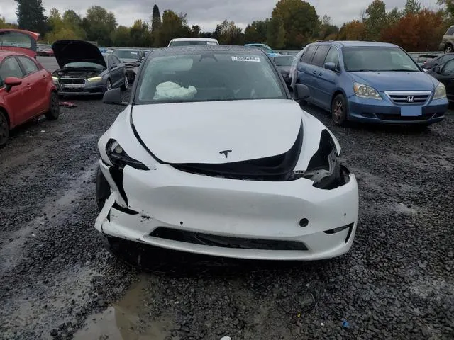 7SAYGDEF6NF493472 2022 2022 Tesla MODEL Y 5