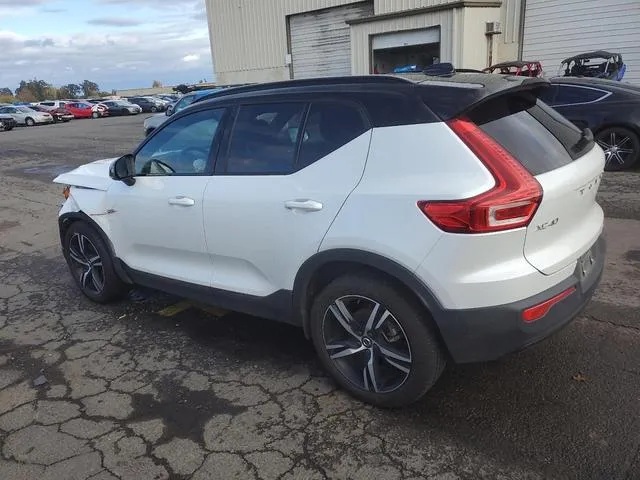 YV4162UM6M2547969 2021 2021 Volvo XC40- T5 R-Design 2