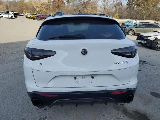 ZASPAKBN6R7D71708 2024 2024 Alfa Romeo Stelvio- TI 6