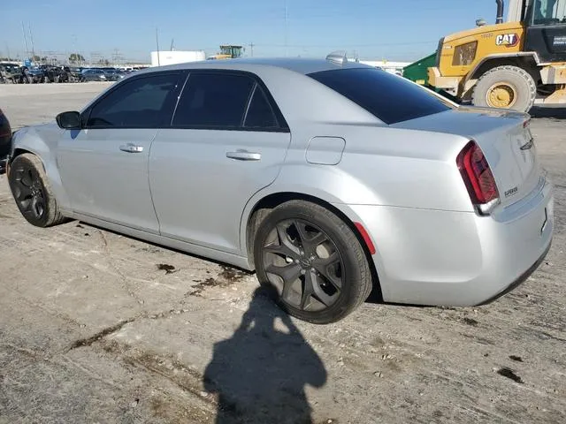 2C3CCAAG6MH572248 2021 2021 Chrysler 300- Touring 2