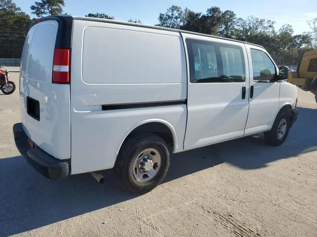 1GCWGAFP3M1239946 2021 2021 Chevrolet Express 3