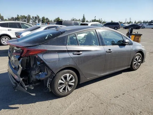 JTDKARFP2J3099371 2018 2018 Toyota Prius 3