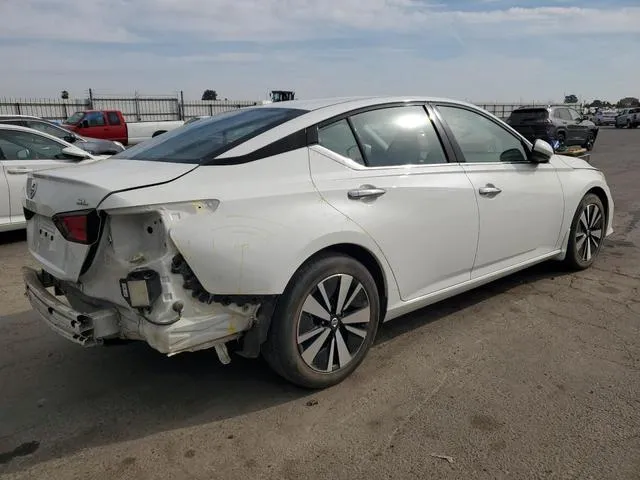 1N4BL4EV6NN308396 2022 2022 Nissan Altima- SL 3