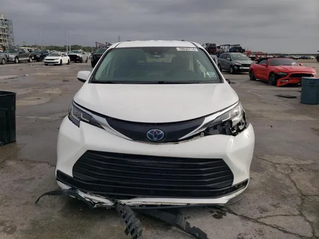 5TDKRKEC4MS061285 2021 2021 Toyota Sienna- LE 5