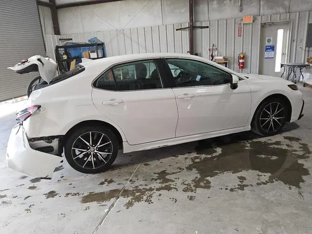 4T1G11AK9MU467512 2021 2021 Toyota Camry- SE 3