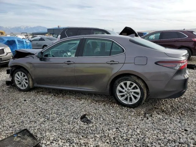 4T1C11BK0NU049662 2022 2022 Toyota Camry- LE 2