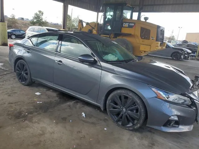 1N4AL4FV8LC143812 2020 2020 Nissan Altima- Platinum 4