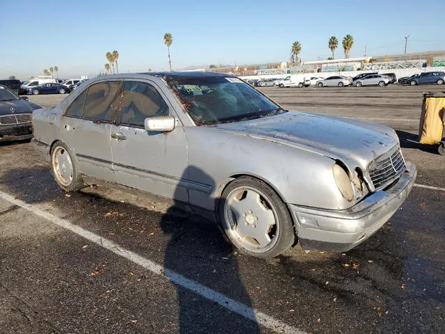 WDBJF72F7VA453786 1997 1997 Mercedes-Benz E-Class- 420 4