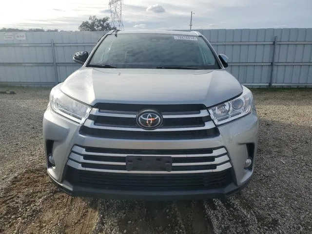 5TDJZRFH2KS601597 2019 2019 Toyota Highlander- SE 5