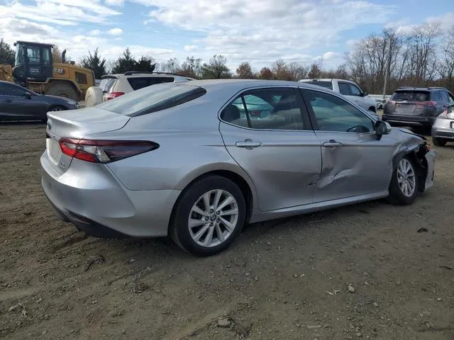 4T1C11BK5NU063279 2022 2022 Toyota Camry- LE 3