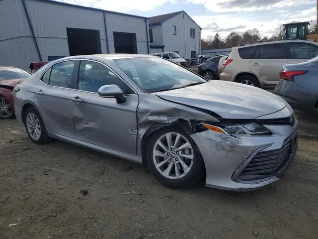 4T1C11BK5NU063279 2022 2022 Toyota Camry- LE 4