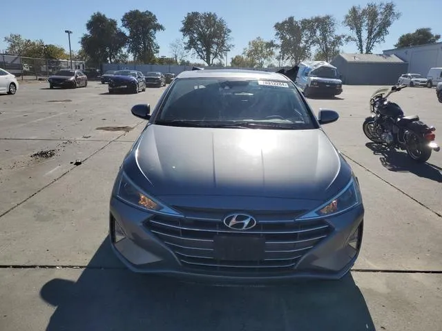 KMHD84LF9KU877627 2019 2019 Hyundai Elantra- Sel 5