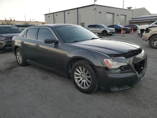 2C3CCAAG0DH572777 2013 2013 Chrysler 300 4