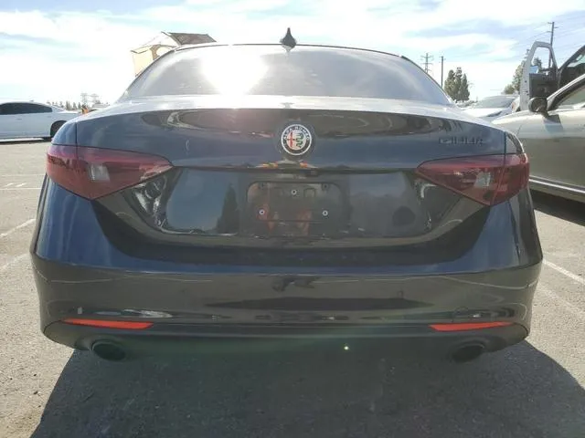 ZARFAMAN1K7609705 2019 2019 Alfa Romeo Giulia 6