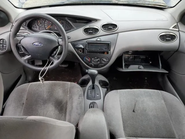 1FAFP34382W359792 2002 2002 Ford Focus- SE 8