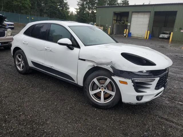 WP1AA2A57JLB01199 2018 2018 Porsche Macan 4