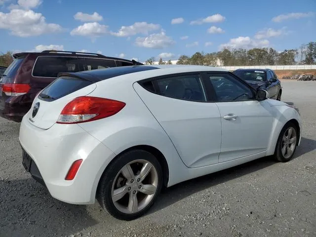 KMHTC6AD8DU095216 2013 2013 Hyundai Veloster 3