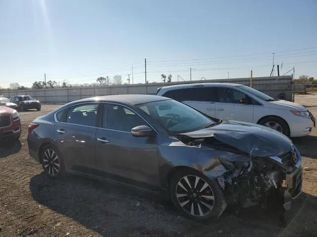 1N4AL3AP1JC210458 2018 2018 Nissan Altima- 2-5 4