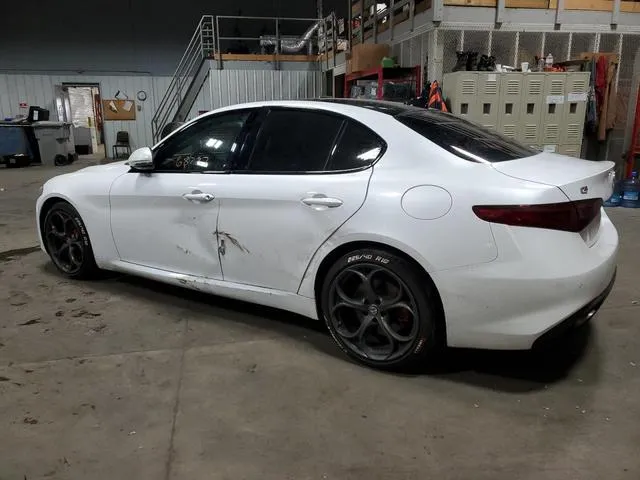 ZARFAEENXJ7566528 2018 2018 Alfa Romeo Giulia- Ti Q4 2