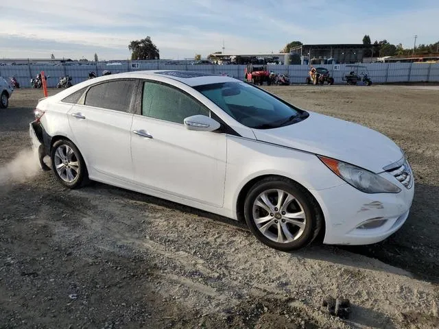 5NPEC4AC9BH002574 2011 2011 Hyundai Sonata- SE 4