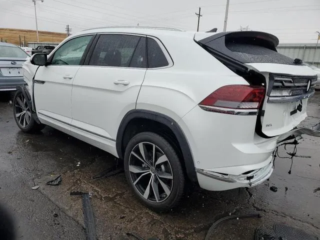 1V2FE2CA7RC252334 2024 2024 Volkswagen Atlas- Sel Premium R 2