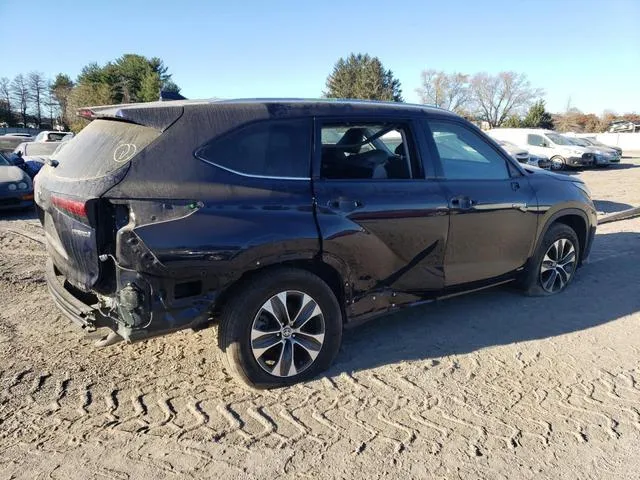 5TDGBRCH6MS039483 2021 2021 Toyota Highlander- Hybrid Xle 3