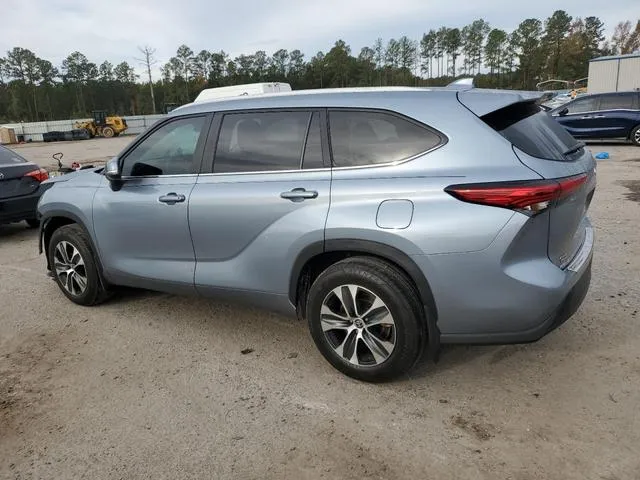 5TDKDRAH9PS034628 2023 2023 Toyota Highlander- L 2