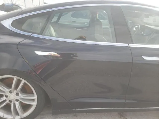 5YJSA1CG8DFP08945 2013 2013 Tesla MODEL S 10