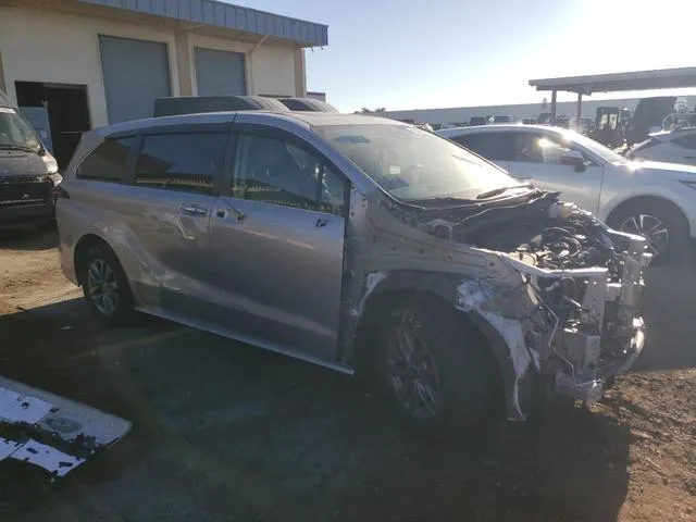 5TDYRKEC1NS130560 2022 2022 Toyota Sienna- Xle 4